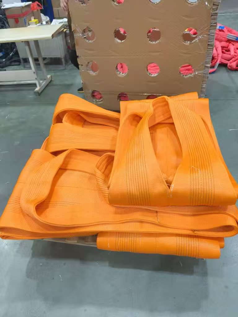 Последние блоги о компании Выцветание, износ и трещины швов? Устойчивость к ультрафиолету, контроль истирания и усиленные петли уменьшают необходимость переделки плоских текстильных строп.